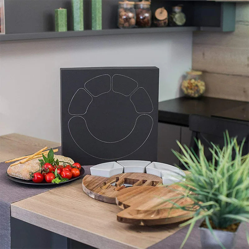 Rundes Servierbrett aus Akazienholz mit Keramikschälchen und Käsemessern für eine gastfreundliche Tafel Käse 33cm | Sansoti