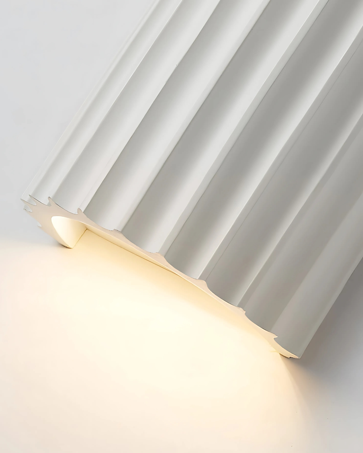 Wandlamp Ribbelstructuur Groen Met Tweezijdige Lichtbundel Voor Sfeervolle Ruimtes | Sansoti
