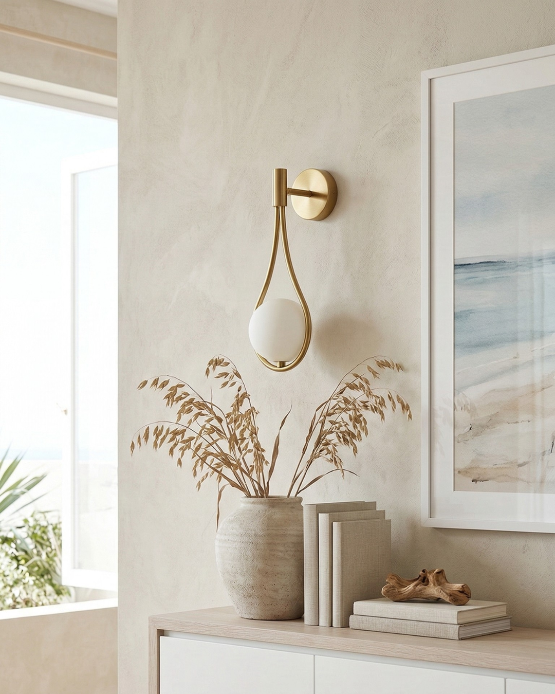 Nordische Wandlamp met Glazen Bol — Minimalistische Verlichting voor Scandinavische Interieurs | Sansoti