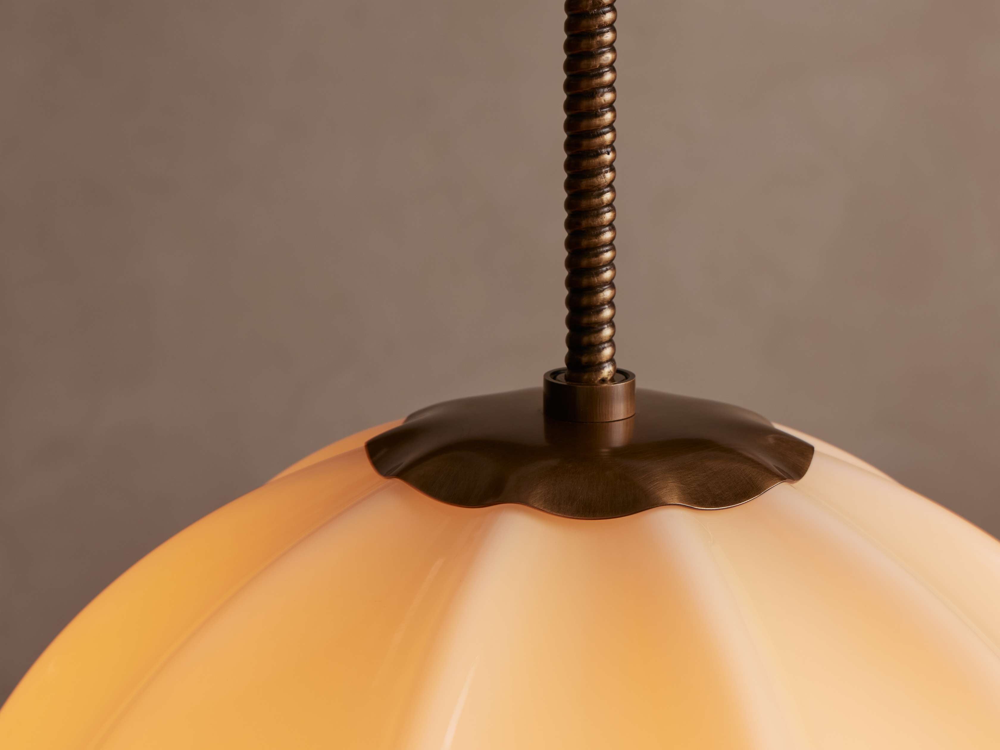 Suspension en verre blanc crème et laiton, style vintage, 12-20 cm, pour salle à manger, entrée et pièce à vivre, éclairage d’ambiance rétro | Sansoti