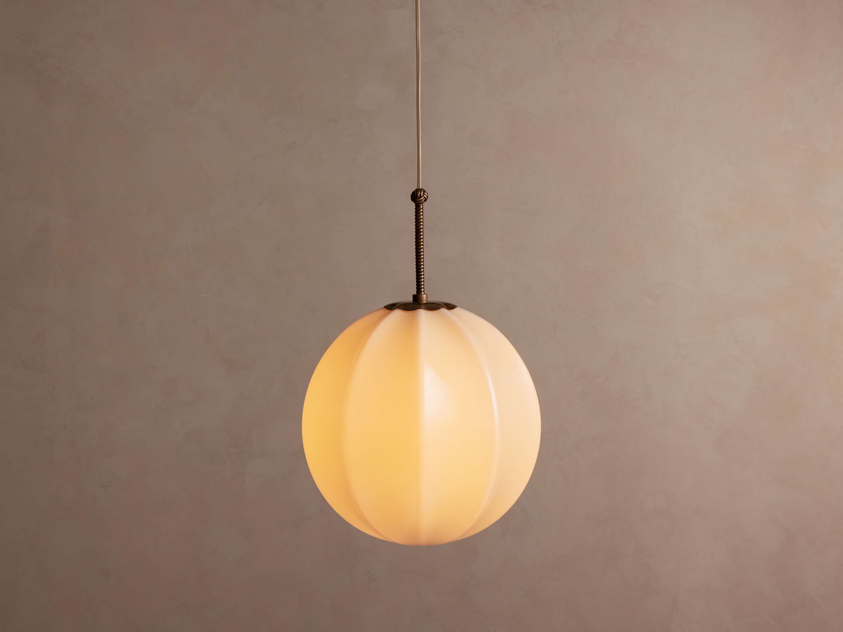 Suspension en verre blanc crème et laiton, style vintage, 12-20 cm, pour salle à manger, entrée et pièce à vivre, éclairage d’ambiance rétro | Sansoti