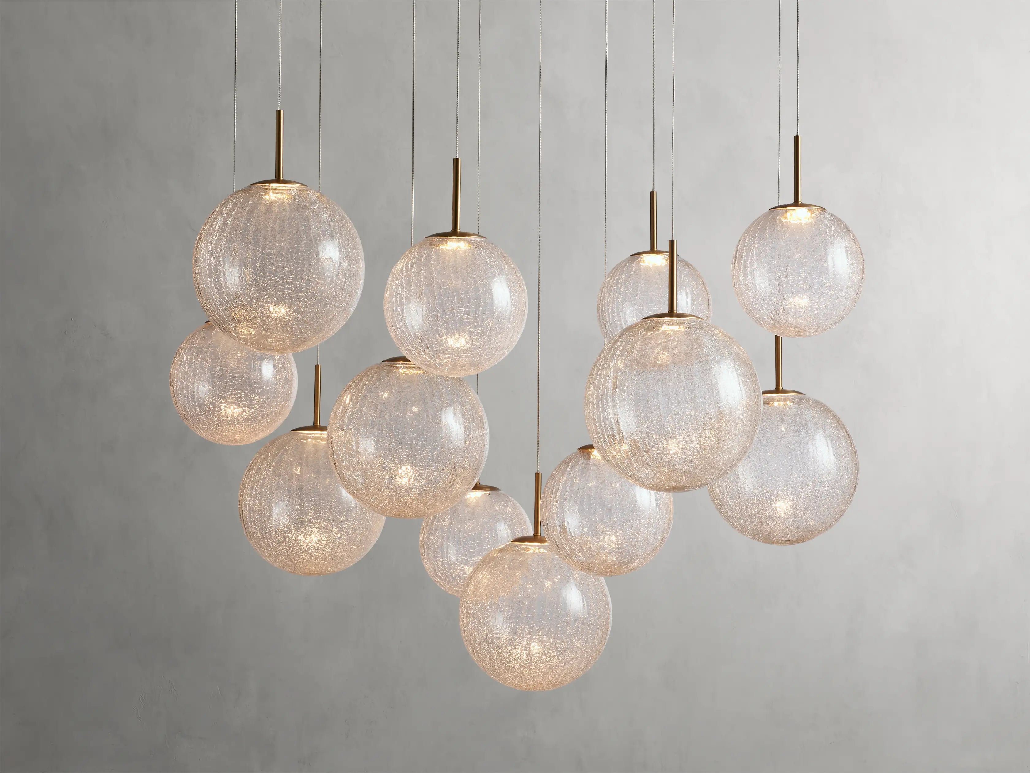 Suspension ronde à boules en verre, laiton et verre craquelé, réglable pour pièces à hauts plafonds, lustre LED | Sansoti