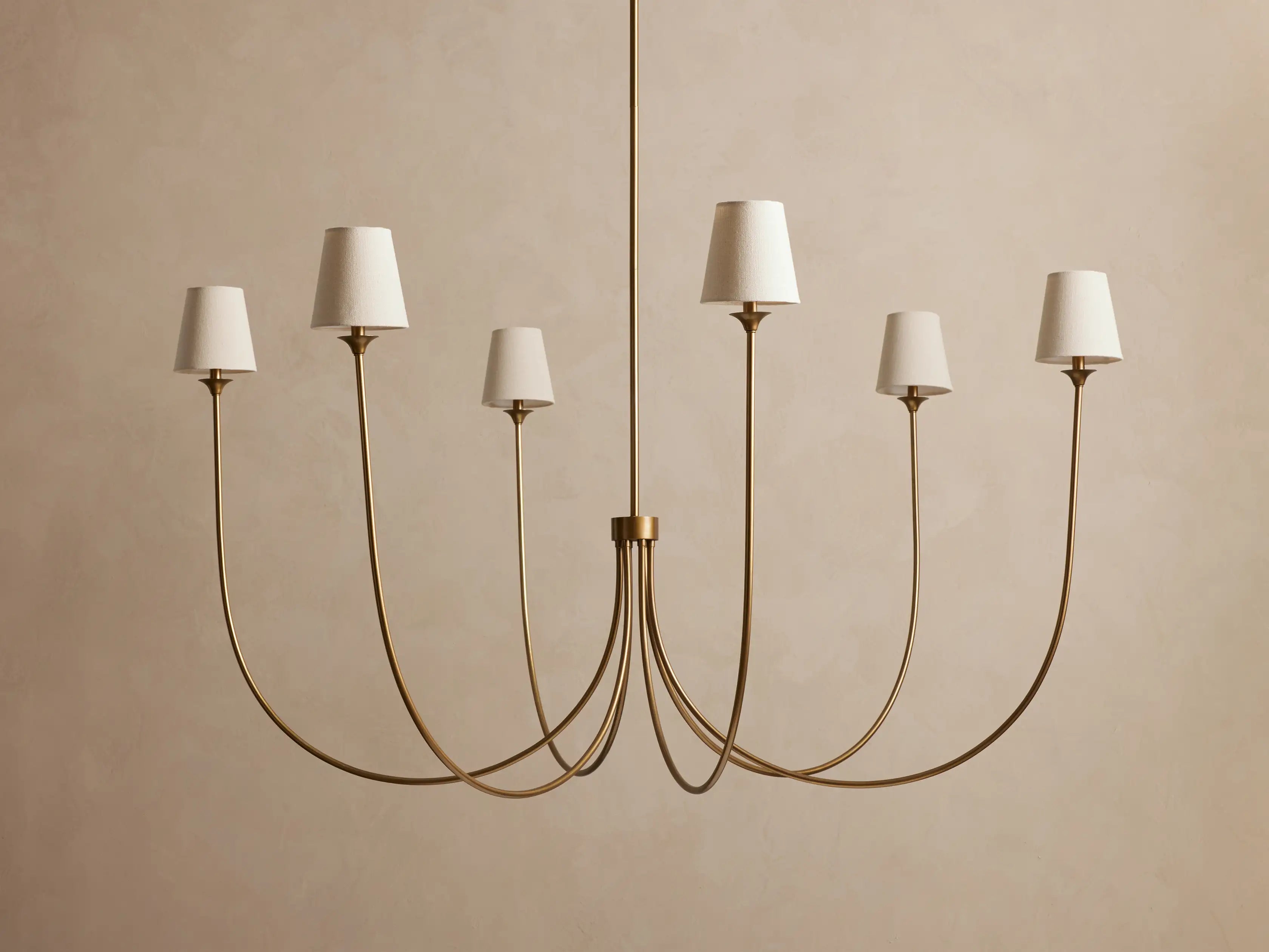 Runder Kronleuchter aus Metall mit Schirmen 42–68 cm Messing Bronze Klassisch Modern Hängeleuchte für Esszimmer Wohnzimmer | Sansoti
