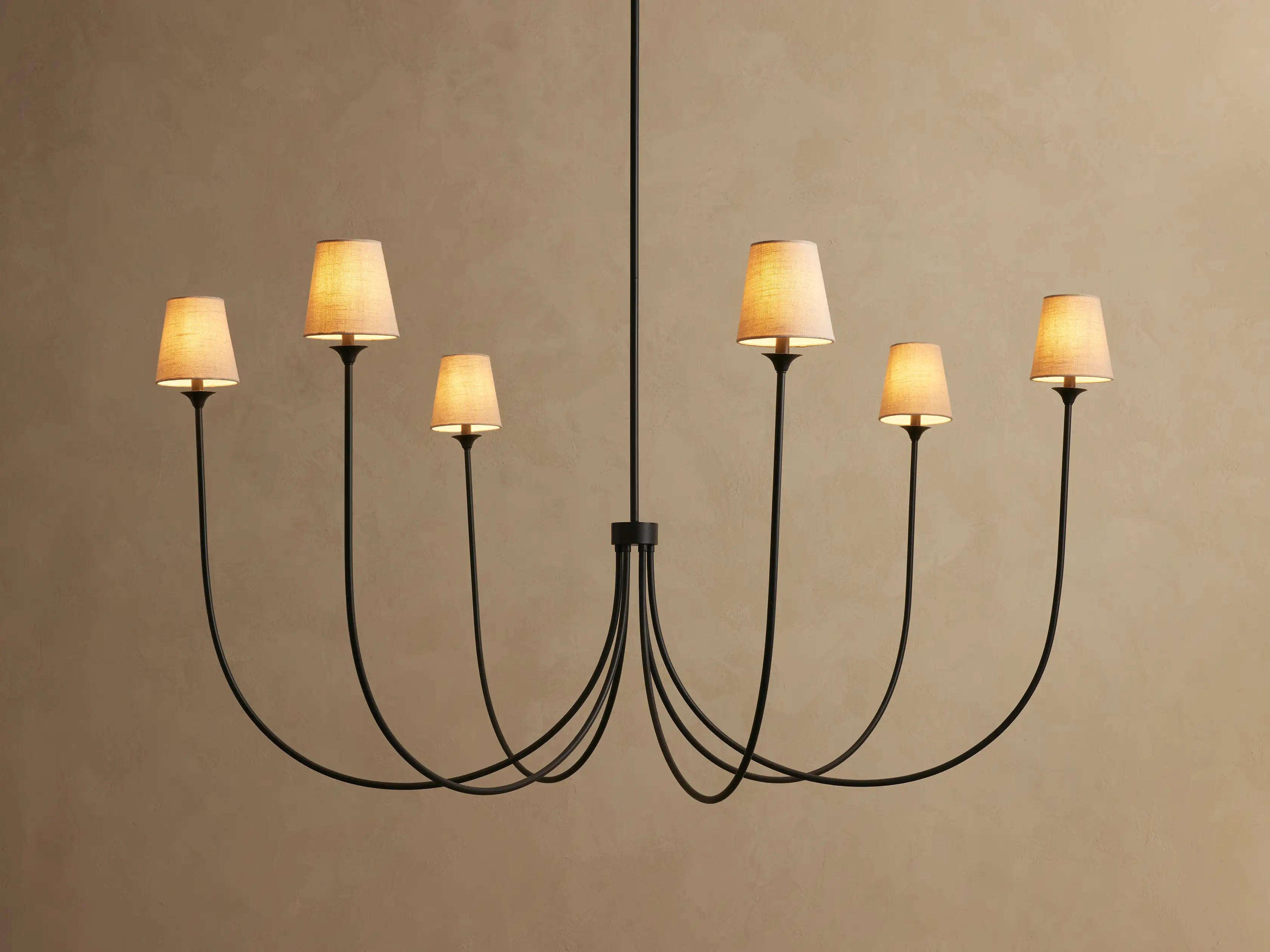 Runder Kronleuchter aus Metall mit Schirmen 42–68 cm Messing Bronze Klassisch Modern Hängeleuchte für Esszimmer Wohnzimmer | Sansoti