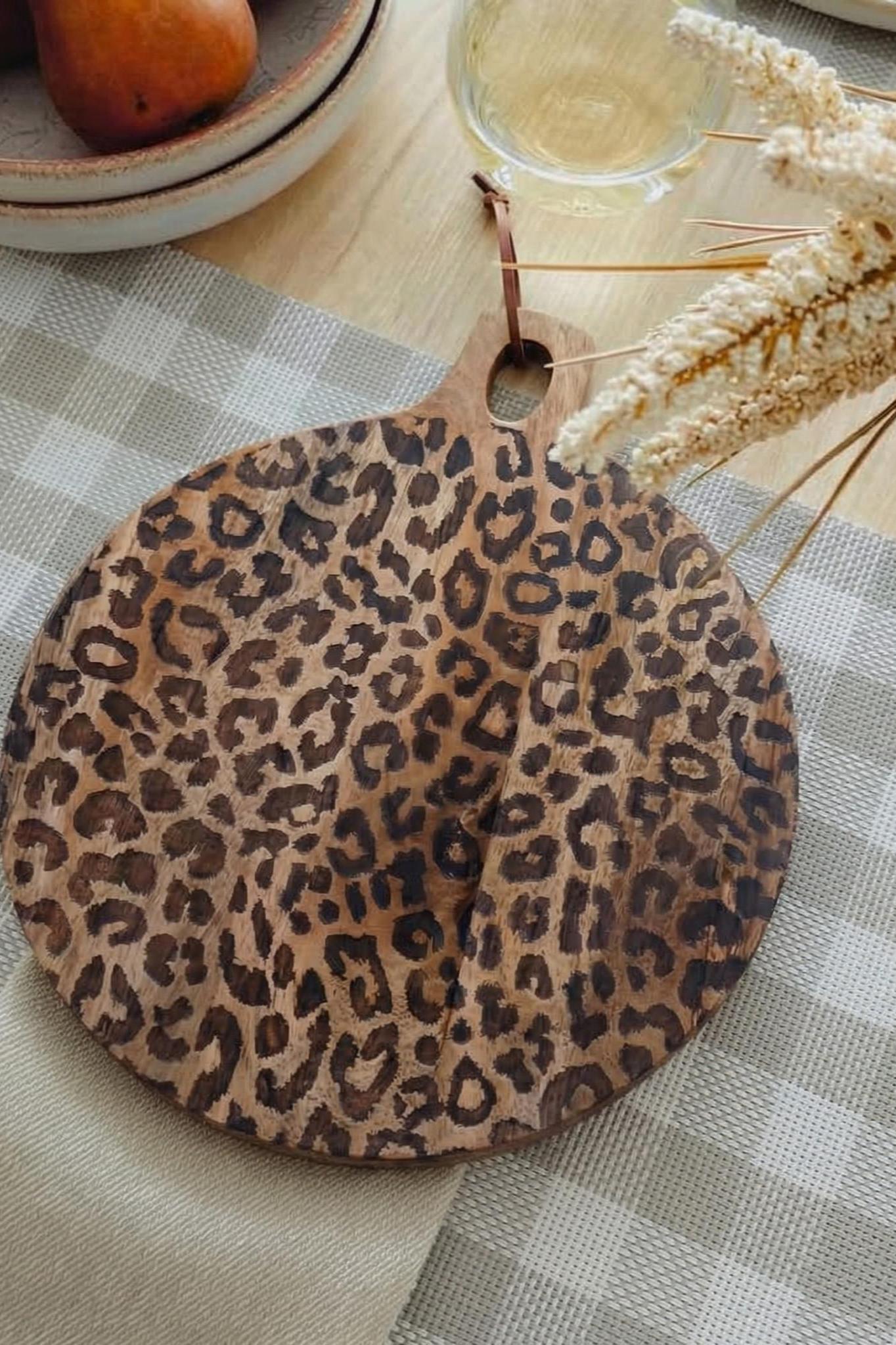 Houten Serveerplank Sapelehout Rond en Vierkant Scandinavisch Design voor Keuken en Tafel | Sansoti