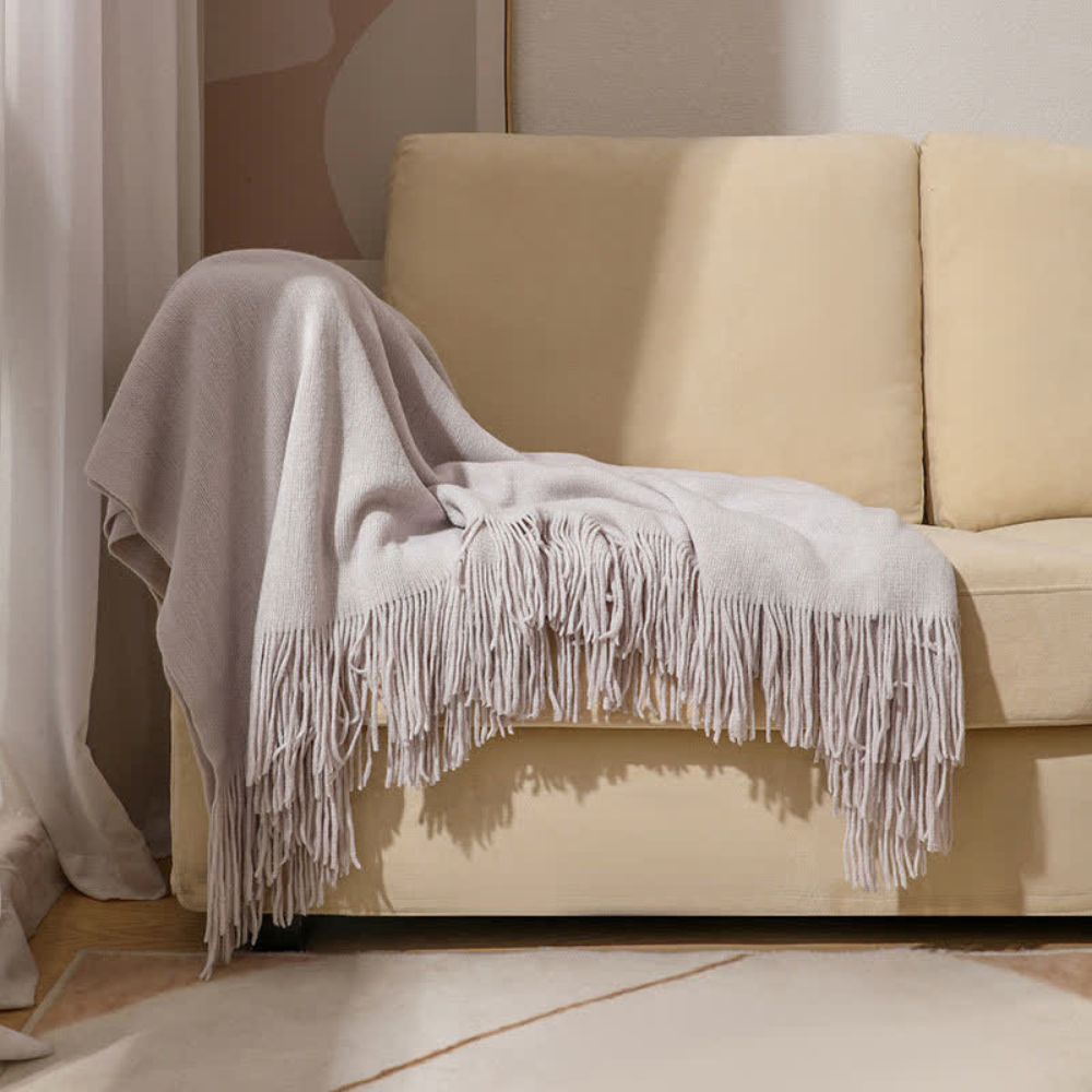 Chunky Knitted Throw with Fringes Soft Acrylic Decorative Blanket for Living Room Bedroom and Sofa Interior | Sansoti