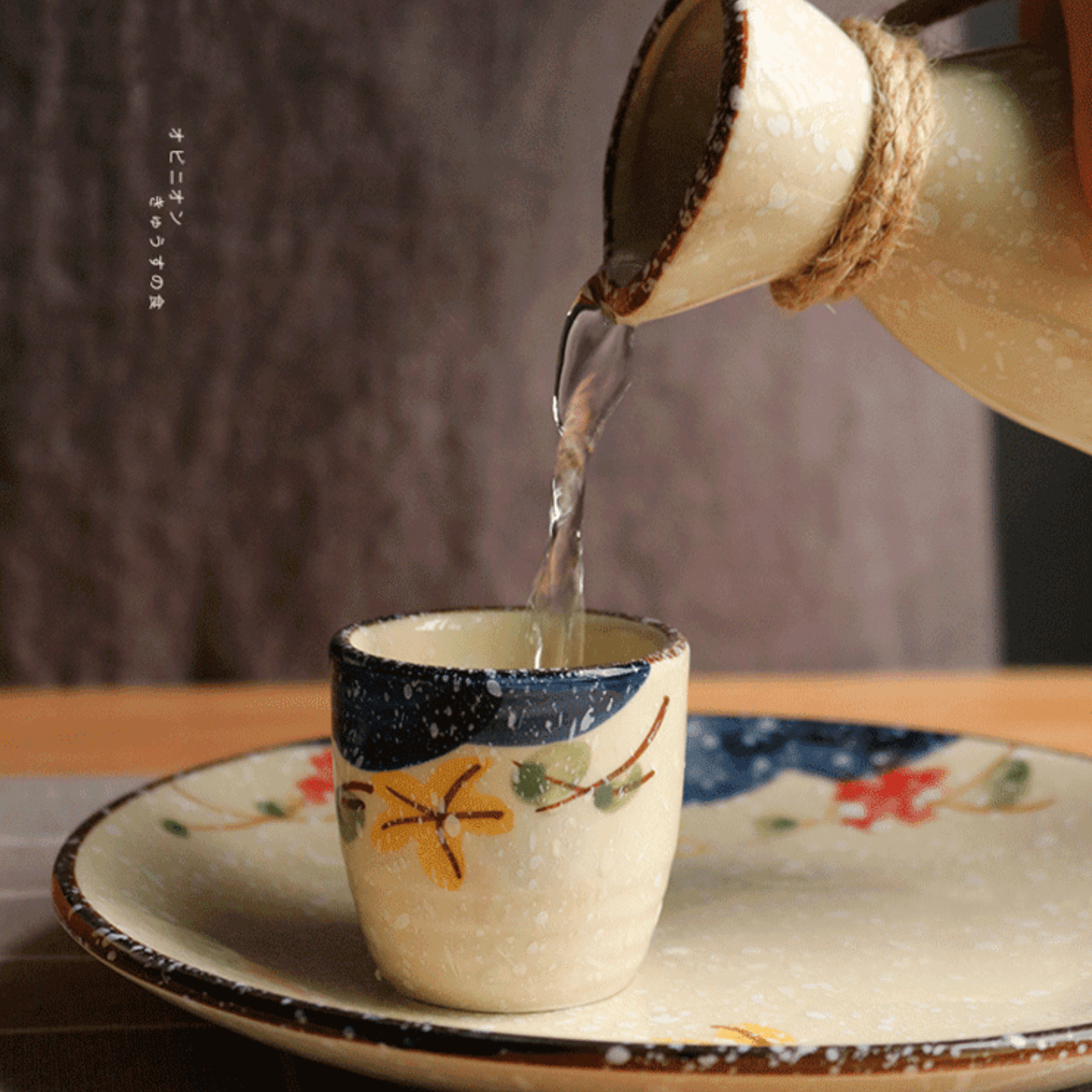 Japans Sakura Sake Serviesset met Karaf en Kopjes – Keramiek met Kersenbloesem Motief | Sansoti