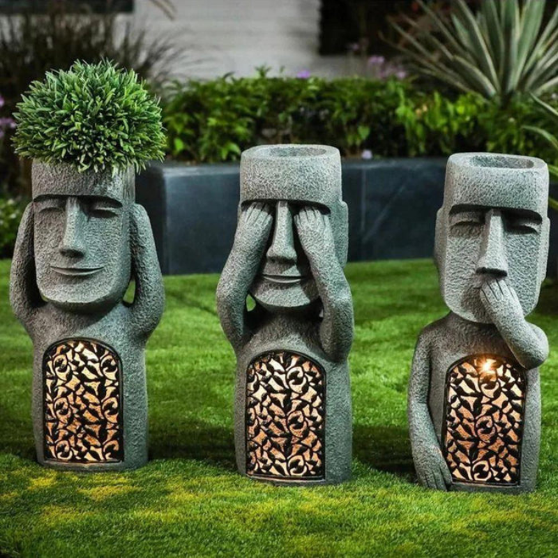 Gezicht Plantenpot met Zonne-LED Verlichting Grijs Kunstharz 25 cm Drie Wijze Apen Motief Sculptuur voor Tuin Terras Binnen en Buiten Weerbestendig Decoratief Solarpaneel Minimalistische Gezichtsvorm | Sansoti