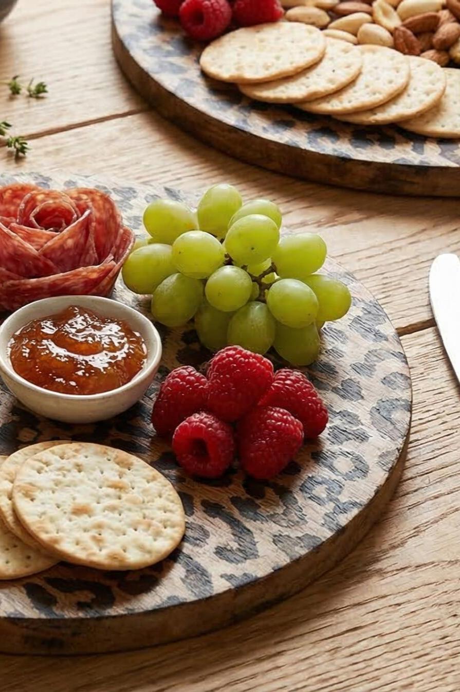 Houten Serveerplank Sapelehout Rond en Vierkant Scandinavisch Design voor Keuken en Tafel | Sansoti