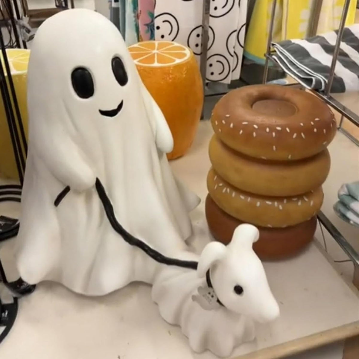 Spooky Dog Statue Halloween Decoration Walking Dog Figure White Resin Table Ornament for Home Décor | Sansoti
