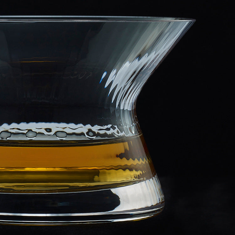 Kristalglazen Whiskeyglas met Trechterdesign 170ml voor Aromatische Ervaring | Handgemaakt Japans Drinkglas met Houten Kist | Premium Whiskyglazen Set voor Kenners Liefhebbers Cadeau | Sansoti