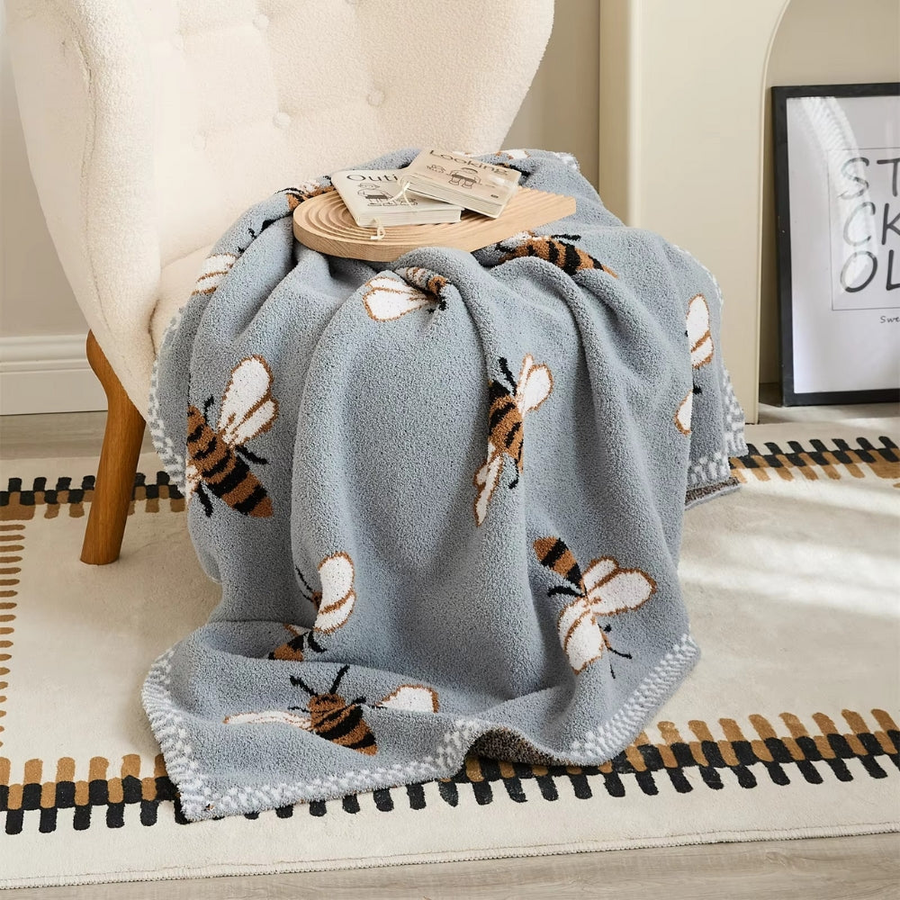 Throw with Bee Pattern 130x160cm Microfiber Blanket Soft Warm Decorative Living Room Bedroom Bed Sofa | Sansoti