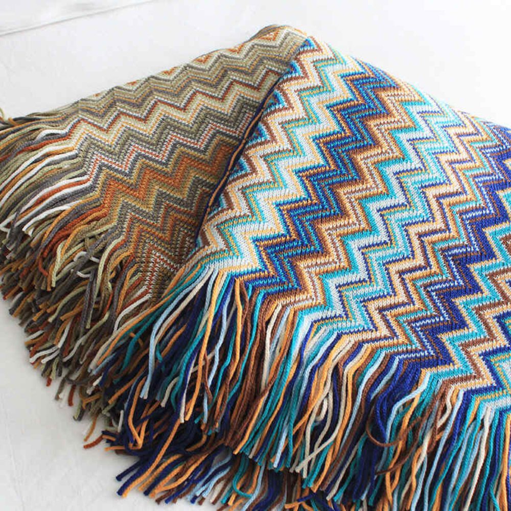 Knitted Throw with Zigzag Fringes – Soft Crochet Blanket for Sofa and Bed, All Seasons, Bohemian Style | Sansoti