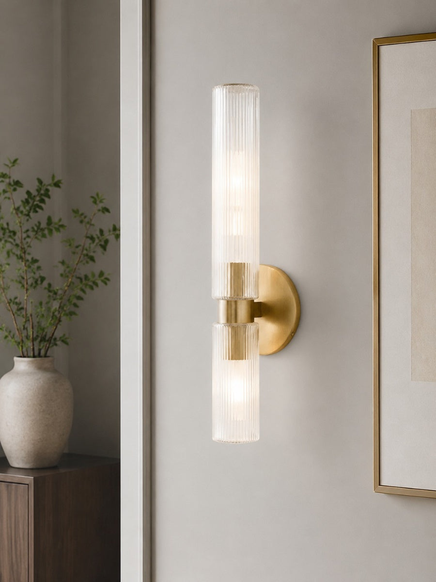 Wandlamp met dubbele geribbelde glazen buizen – hedendaagse wandverlichting voor hal en entree | Sansoti