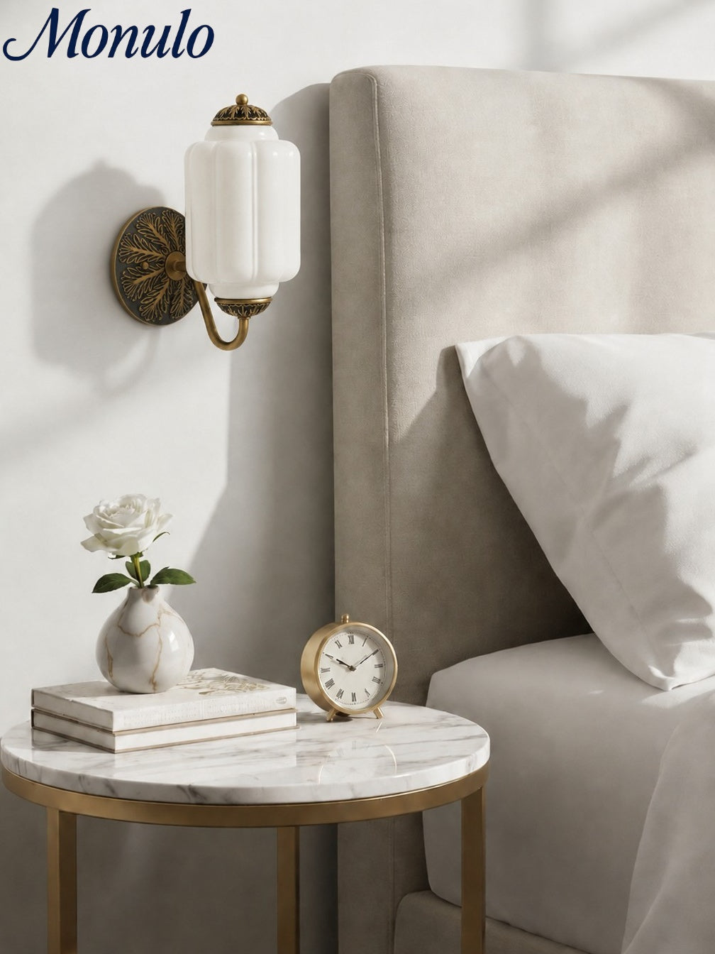 Melkglazen Wandlamp Eloise voor Hal en Slaapkamer | Vintage Wandverlichting met Melkwit Glas | Sansoti