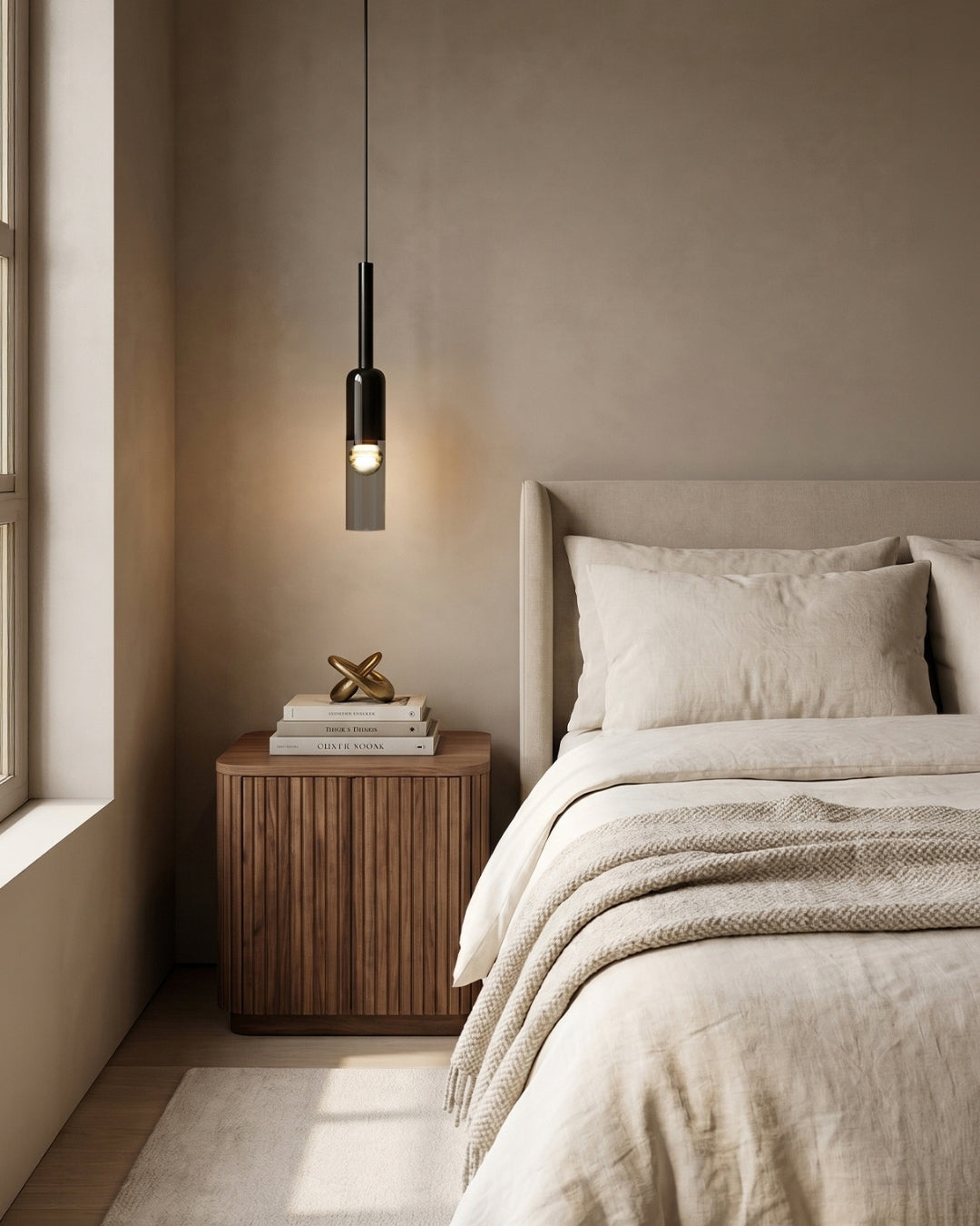 Gerookte Glazen Hanglamp met Minimalistische Metalen Structuur – Moderne Sfeerverlichting voor Eetkamer, Slaapkamer en Woonkamer | Sansoti