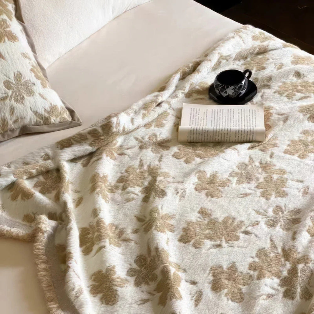 Jacquard Throw with Oriental Design 140x160 cm Soft Knitted Pattern Warm Blanket Nylon Polyester Living Room | Sansoti