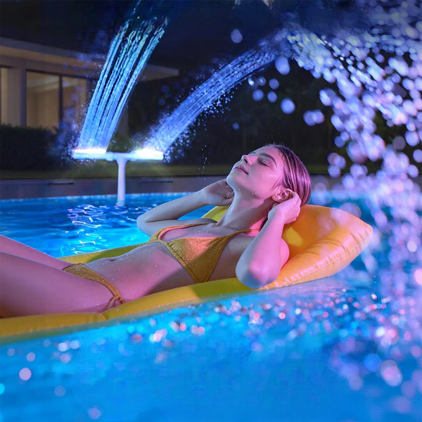 Zwembad Solar Fontein met RGB LED Verlichting voor Opblaasbaar Zwembad | Sansoti