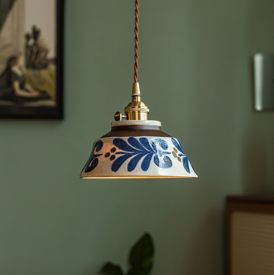 Suspension en céramique peinte à la main design scandinave avec douille en cuivre, motif floral pour table à manger, cuisine et chambre | Restfield