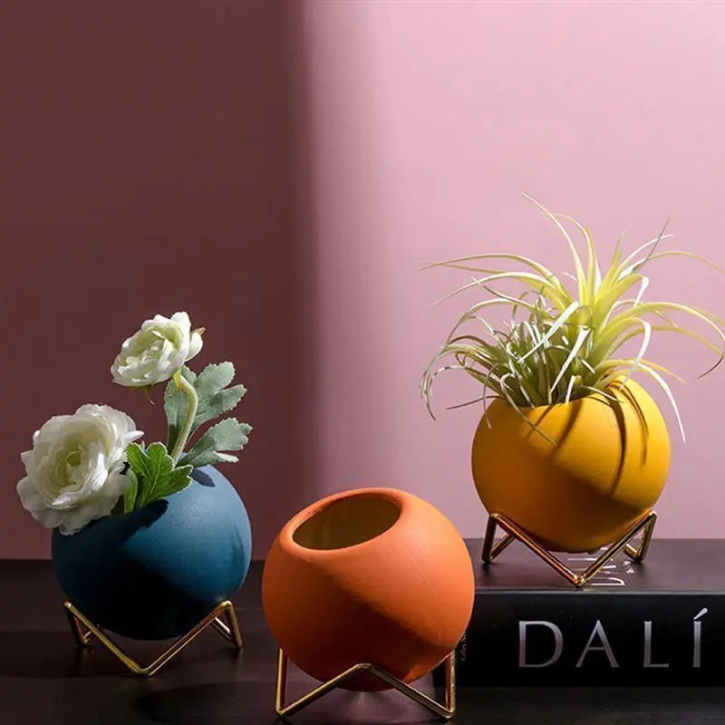 Decoratieve plantenpot keramiek met metalen standaard blauw woonkamer tafel plantenhouder vaasje interieur | Sansoti