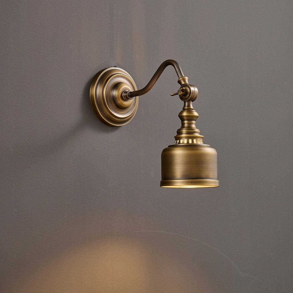 Wandlamp Verstelbaar Leesarmatuur Messing Antiek Brons Zwanenhals Stijl Slaapkamer Woonkamer Interieur Verlichting | Sansoti