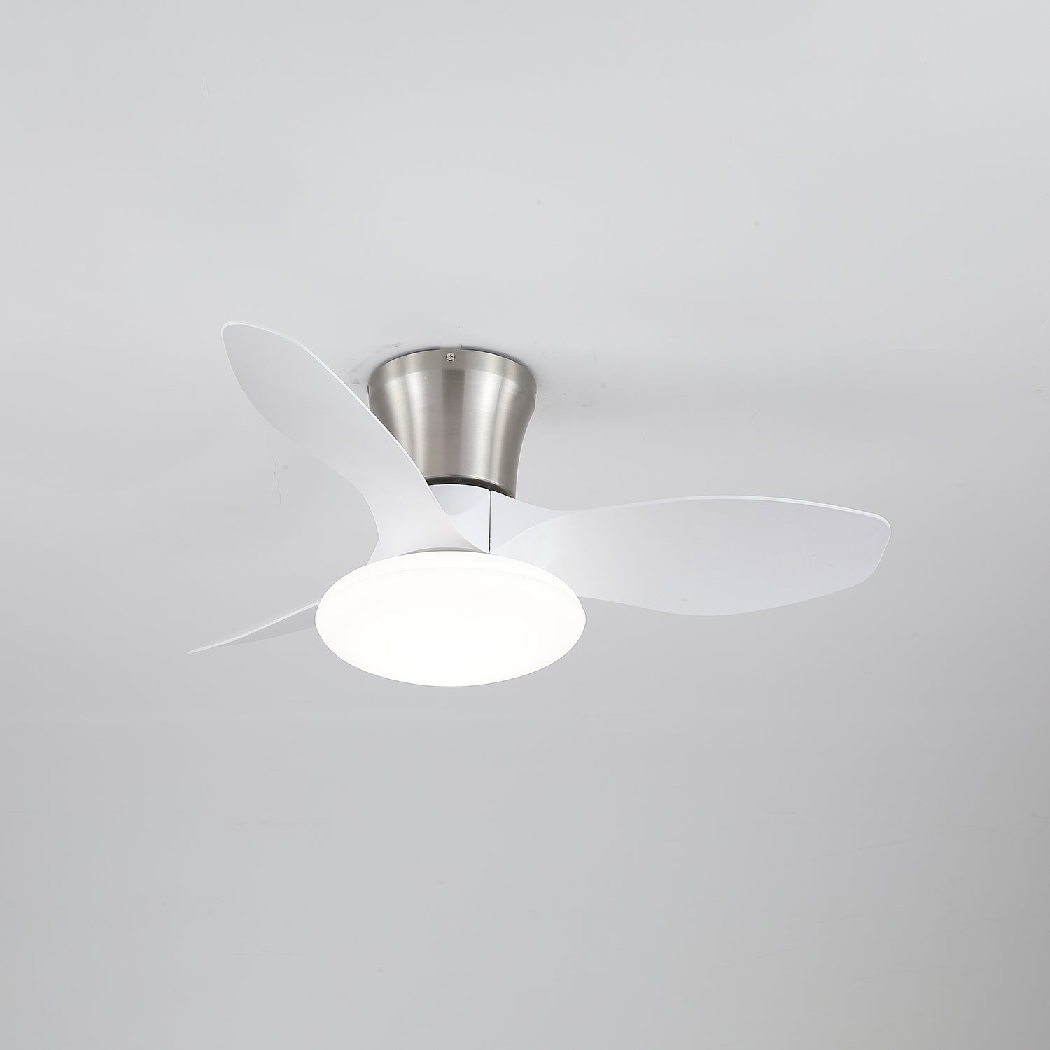 Ventilateur de plafond design moderne avec éclairage LED | Pales en bois | Sansoti