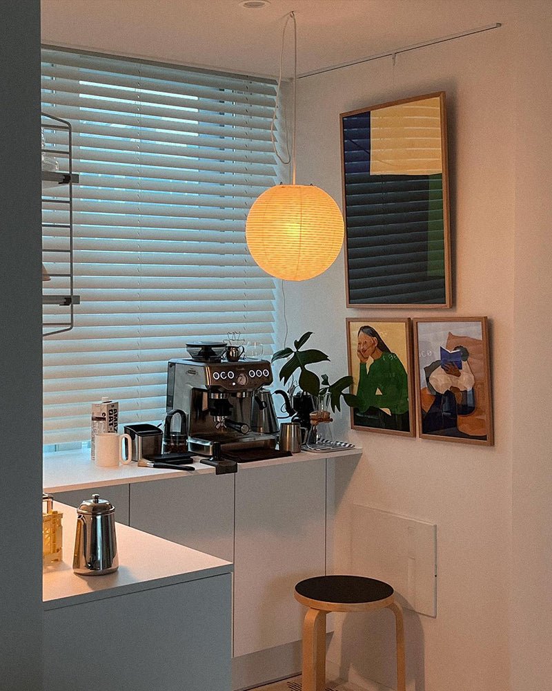 Japans Papieren Bolhanglamp – Handgemaakt Kozo Papier Hanglamp met Stekker – Zwevende Sfeerverlichting voor Woonkamer, Slaapkamer en Eetkamer – 10 Maten Verkrijgbaar | Sansoti