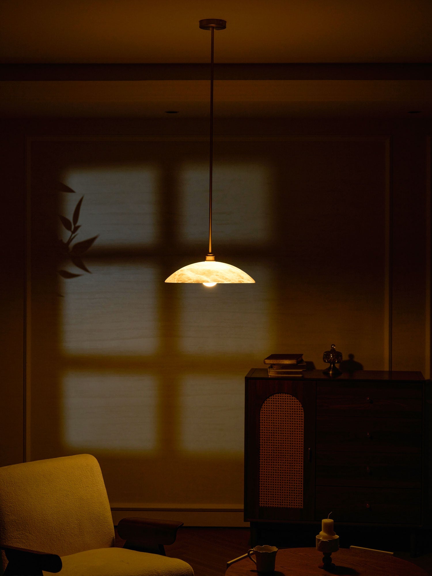 Koepelvormige Hanglamp Albast met Koperen Fitting – Ø30cm & Ø40cm – Natuursteen – Warme Uitstraling Eetkamer Keuken Woonkamer | Sansoti