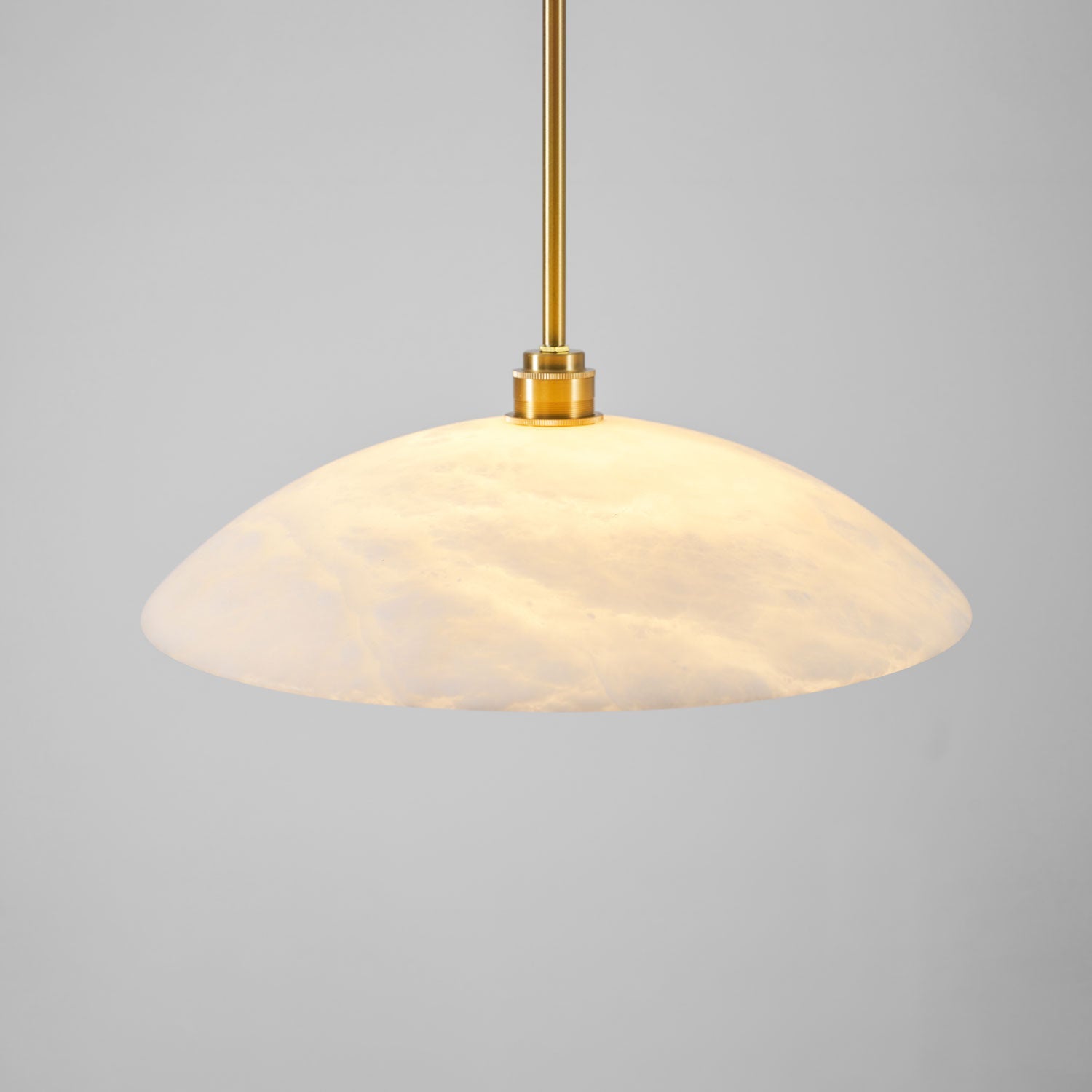 Koepelvormige Hanglamp Albast met Koperen Fitting – Ø30cm & Ø40cm – Natuursteen – Warme Uitstraling Eetkamer Keuken Woonkamer | Sansoti