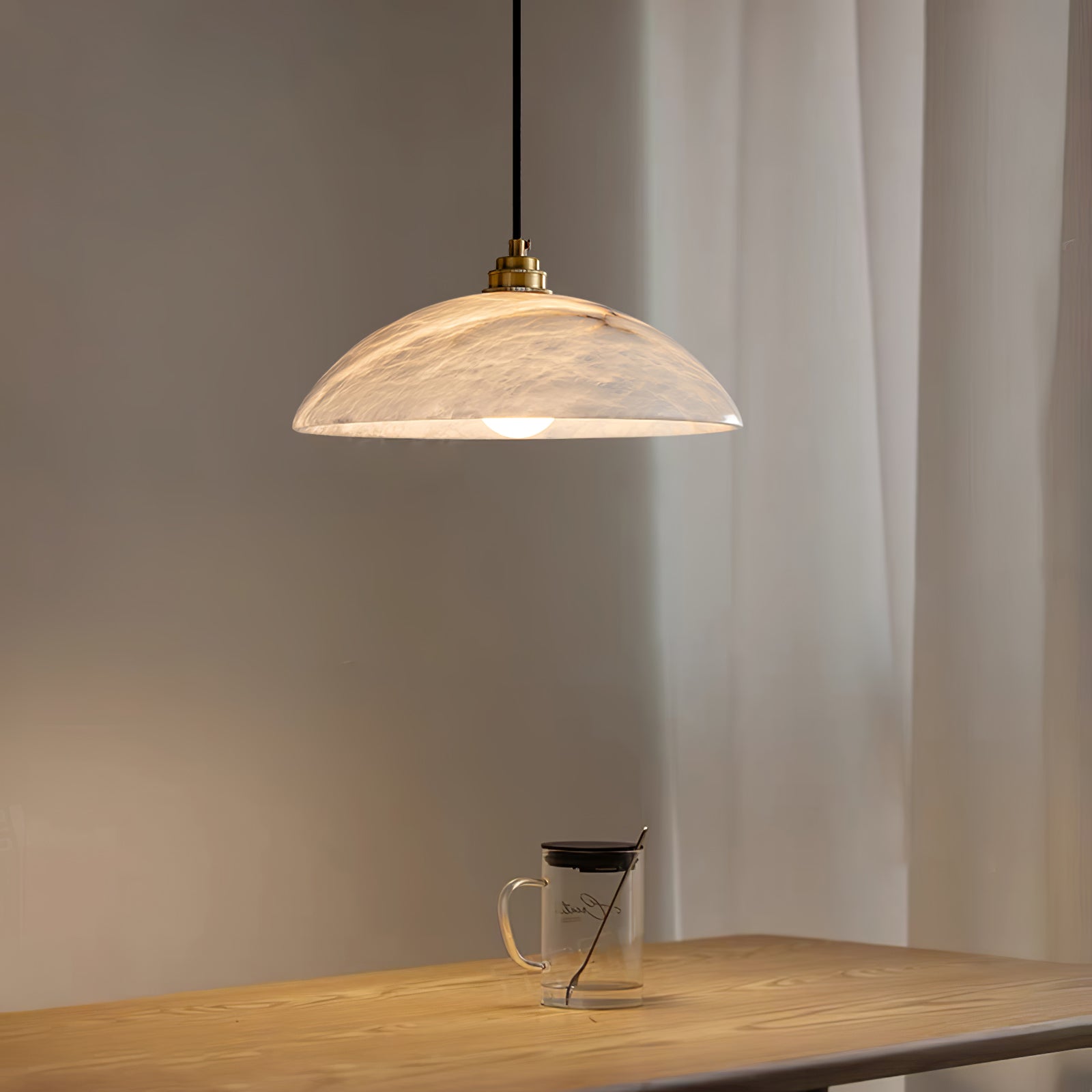 Koepelvormige Hanglamp Albast met Koperen Fitting – Ø30cm & Ø40cm – Natuursteen – Warme Uitstraling Eetkamer Keuken Woonkamer | Sansoti
