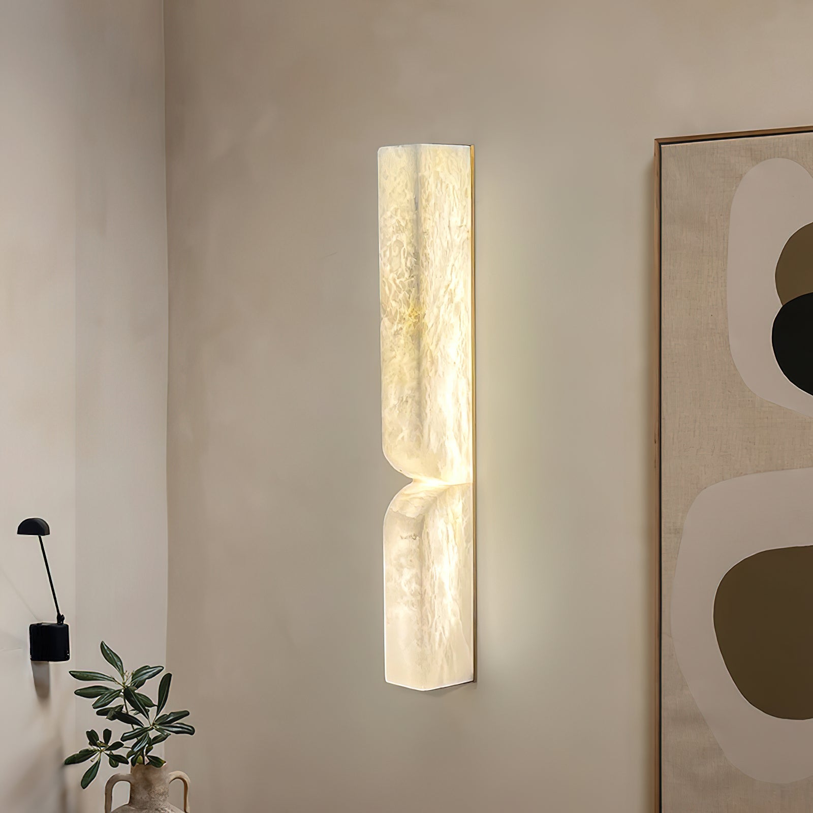 Natuursteen Wandlamp – Massief Alabaster met Organische Vormgeving & Warm Licht | Sansoti