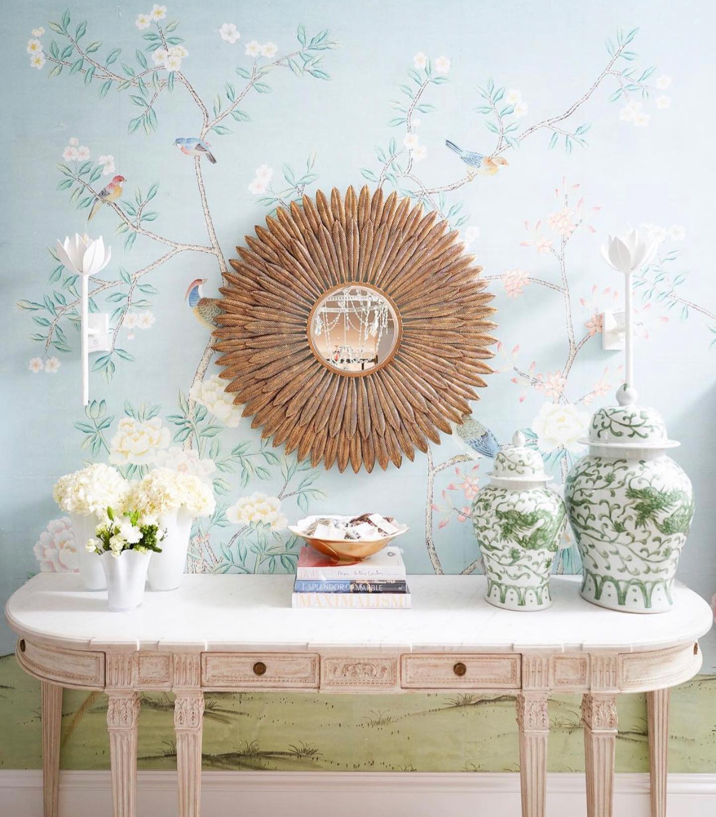 Design Wandlamp met Bloemvorm in Messing en Gips – Artistieke Wandverlichting Geïnspireerd op Giacometti voor Woonkamer en Hal | Sansoti