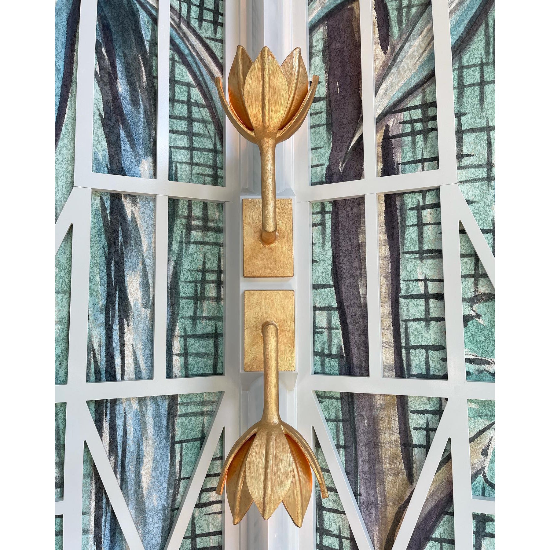 Design Wandlamp met Bloemvorm in Messing en Gips – Artistieke Wandverlichting Geïnspireerd op Giacometti voor Woonkamer en Hal | Sansoti