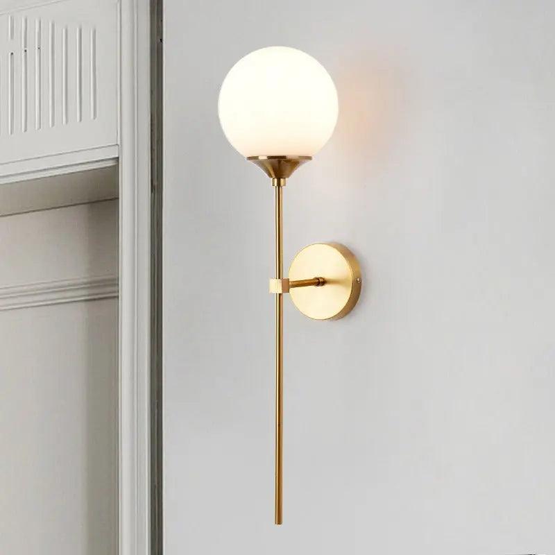 Moderne Wandlamp met Glazen Kap – Chroom of Gouden Afwerking – Scandinavische Stijl | Sansoti