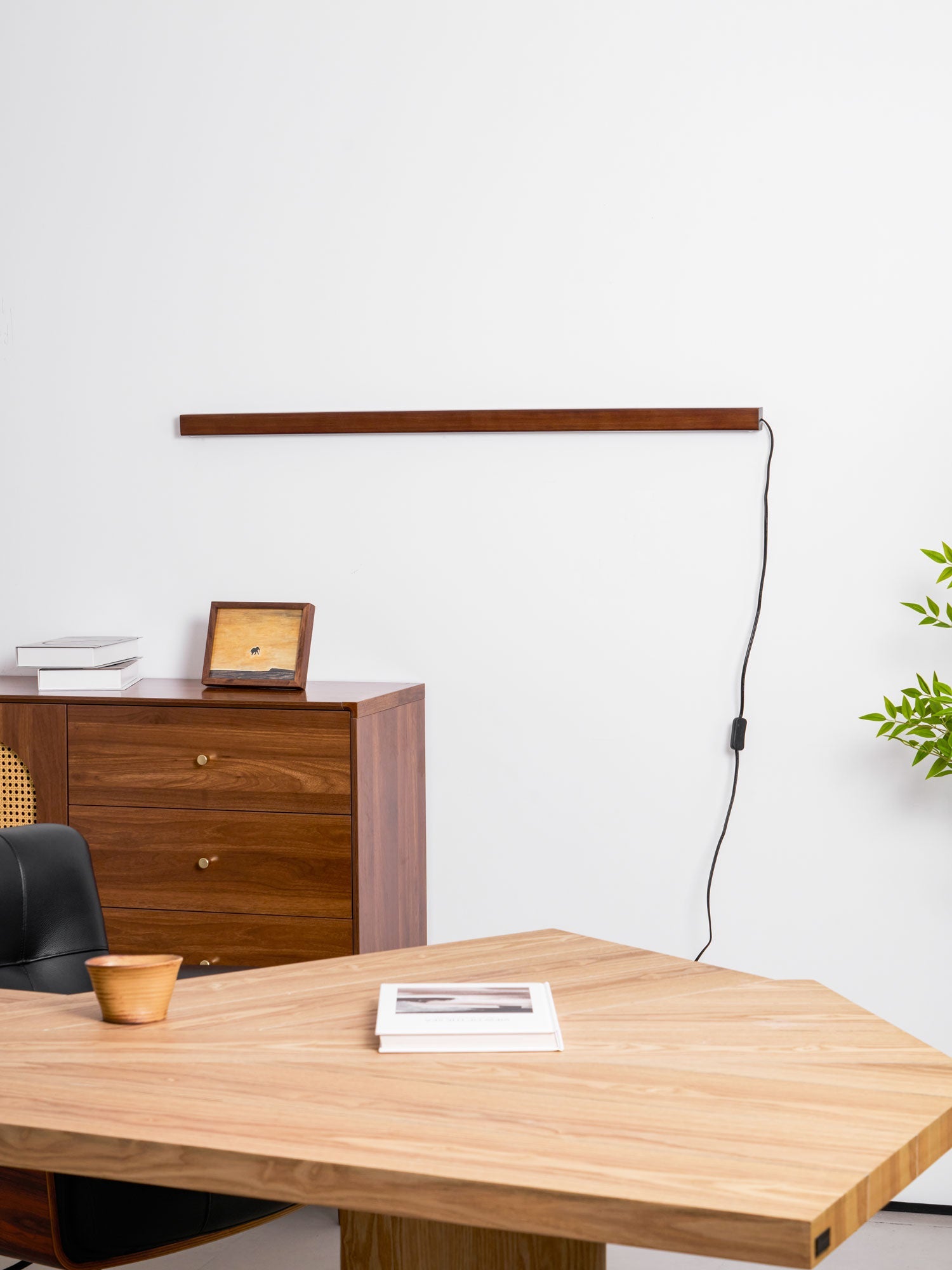 Ronde Houten Wandlamp met LED — Scandinavisch Design met Dimfunctie — Verkrijgbaar in Drie Maten | Sansoti