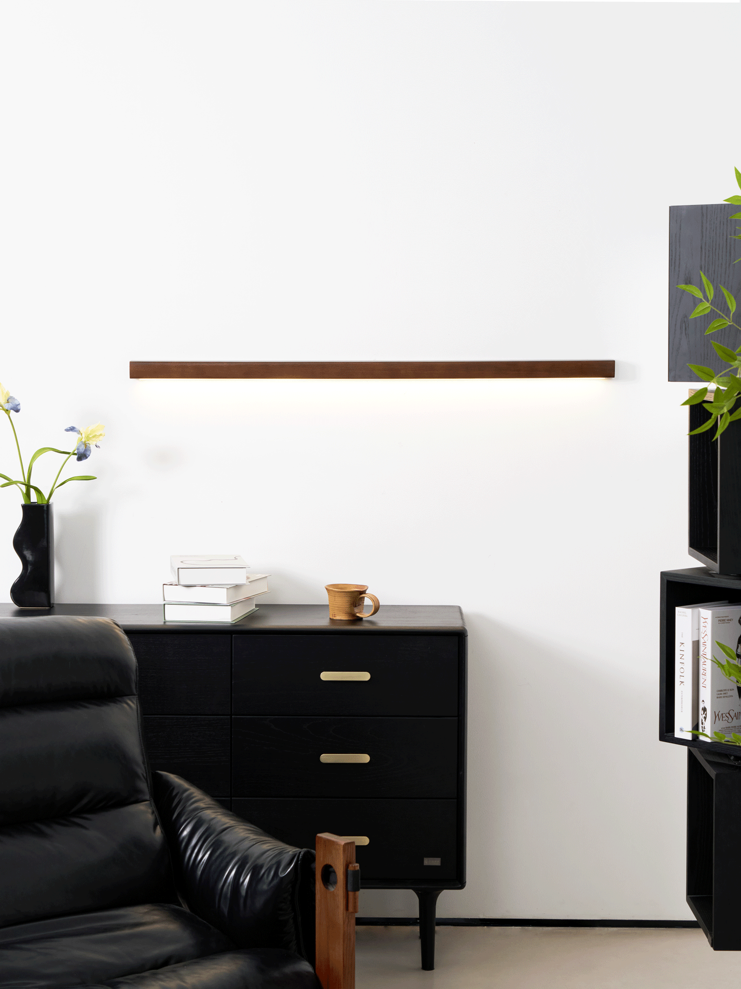 Wooden Wall Lamp Linear Design LED Lighting for Hallway Bedroom Modern Minimalist Scandinavian | Sansoti