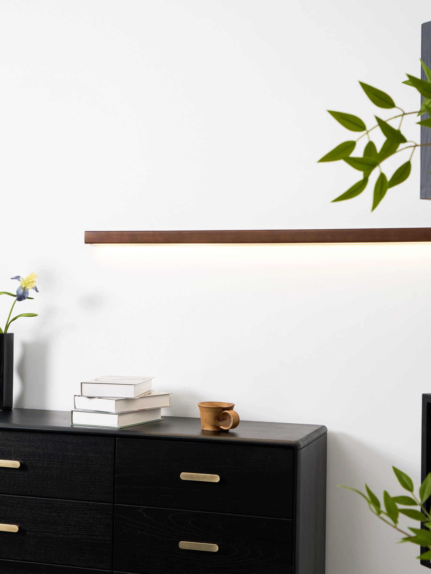 Wooden Wall Lamp Linear Design LED Lighting for Hallway Bedroom Modern Minimalist Scandinavian | Sansoti