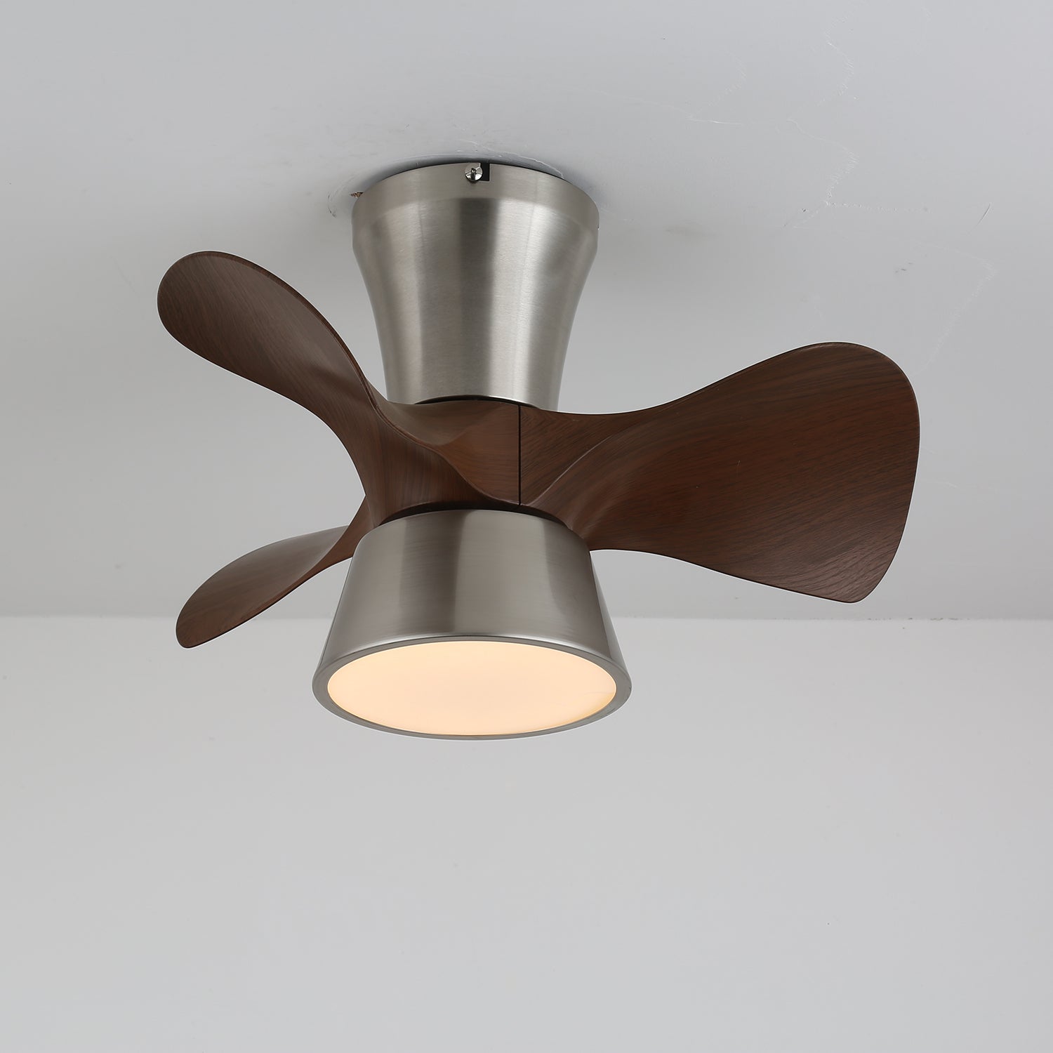 Moderne Plafondventilator met Verlichting en Houten Bladen – 3 Snelheden & Afstandsbediening 55cm | Sansoti