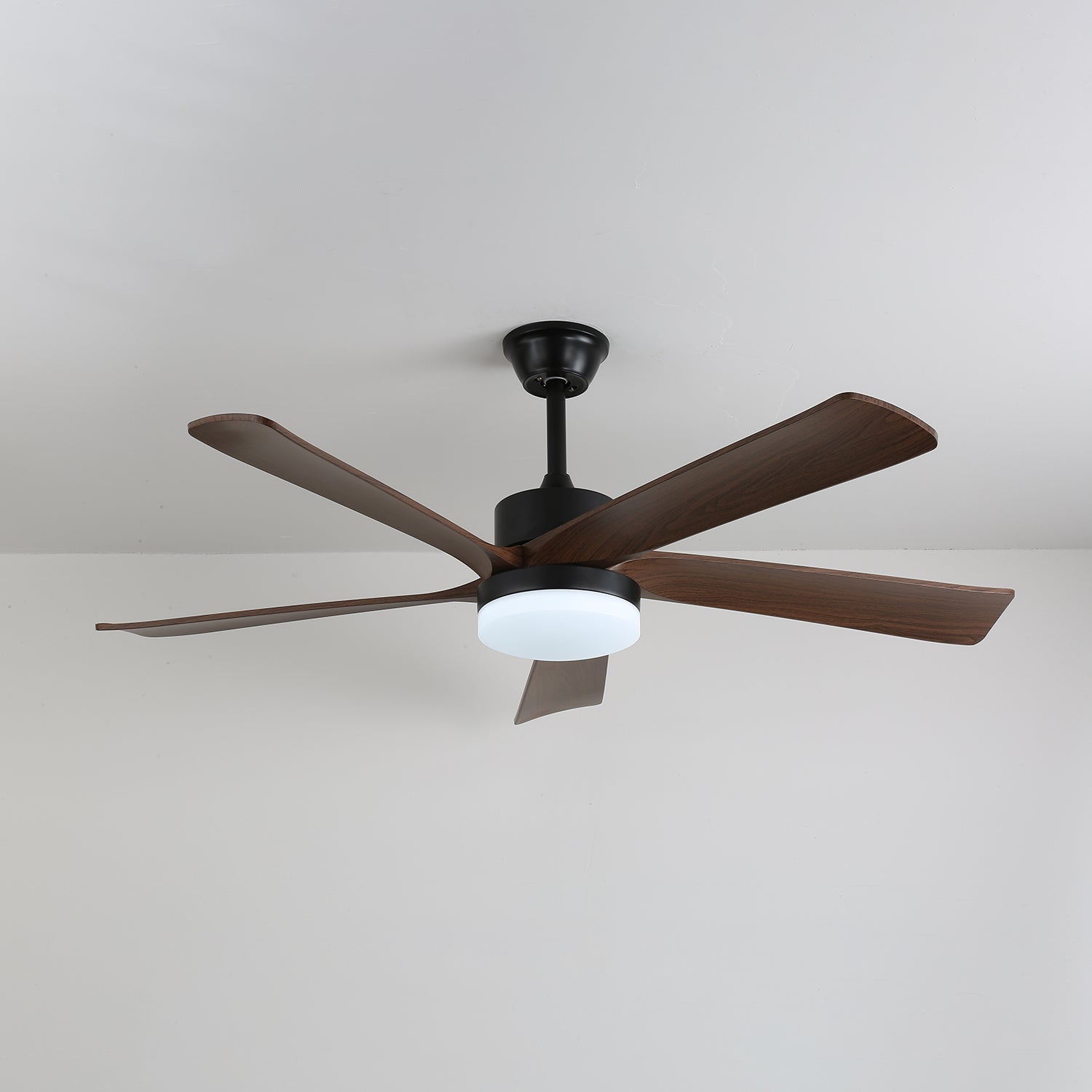 Moderne plafondventilator met verlichting en houten bladen – 6 snelheden LED plafondventilator hout – stil plafond ventilator met afstandsbediening – Scandinavische ventilatorlamp zwart en walnoot voor woonkamer slaapkamer | Sansoti