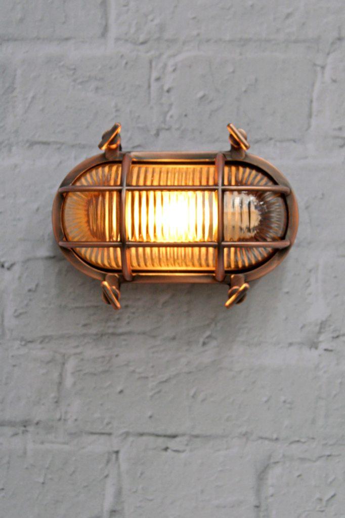 Oval Outdoor Wall Lamp with Protective Cage and Ribbed Glass – Vintage Nautical Design – IP64 Waterproof | Sansoti