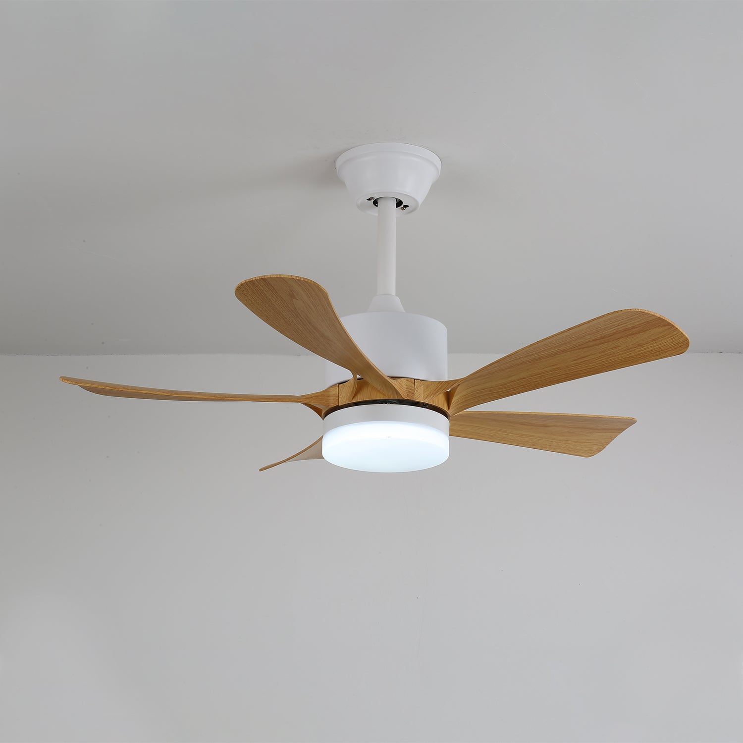 Moderne plafondventilator met geïntegreerde LED-verlichting in hout en metaal | Afstandsbediening 6-snelheden dimbaar voor woonkamer slaapkamer energiezuinig stil design 107cm 132cm | Sansoti