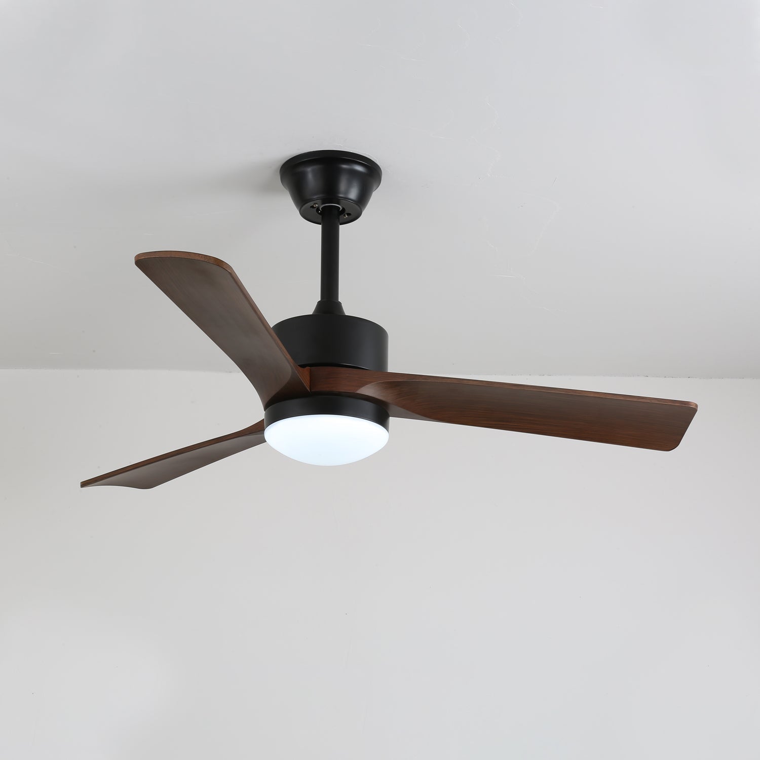 Moderne Plafondventilator met Verlichting – Ø132cm Designventilator in Hout & Metaal met LED-Lamp | Sansoti