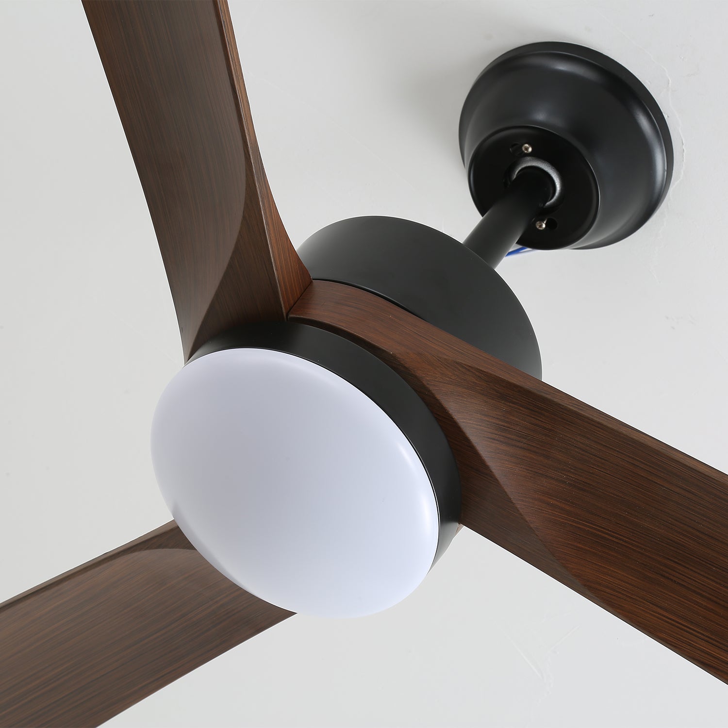 Moderne Plafondventilator met Verlichting 132 cm Donkerbruin Notenhout – Dimbaar 6 Snelheden Stille Motor | Sansoti
