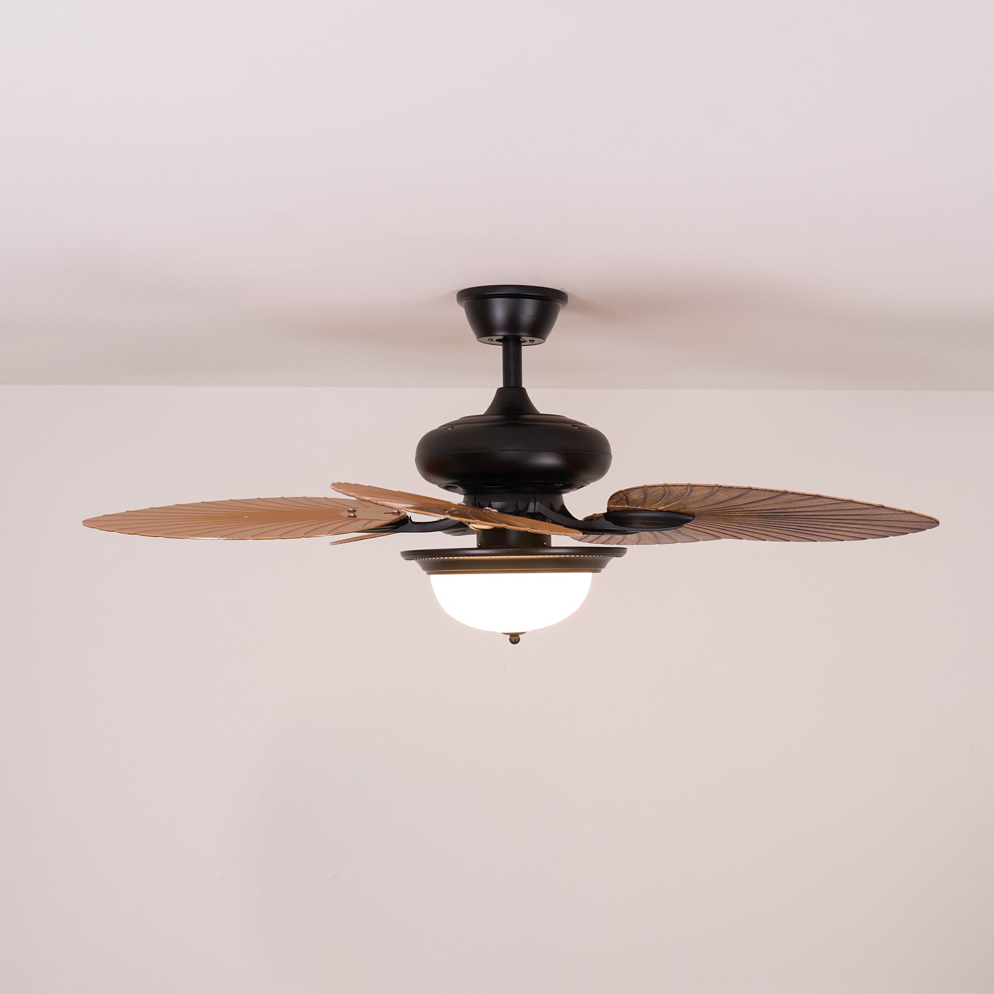 Tropische Houten Plafondventilator met Verlichting – Afstandsbediening 6 Snelheden | Sansoti