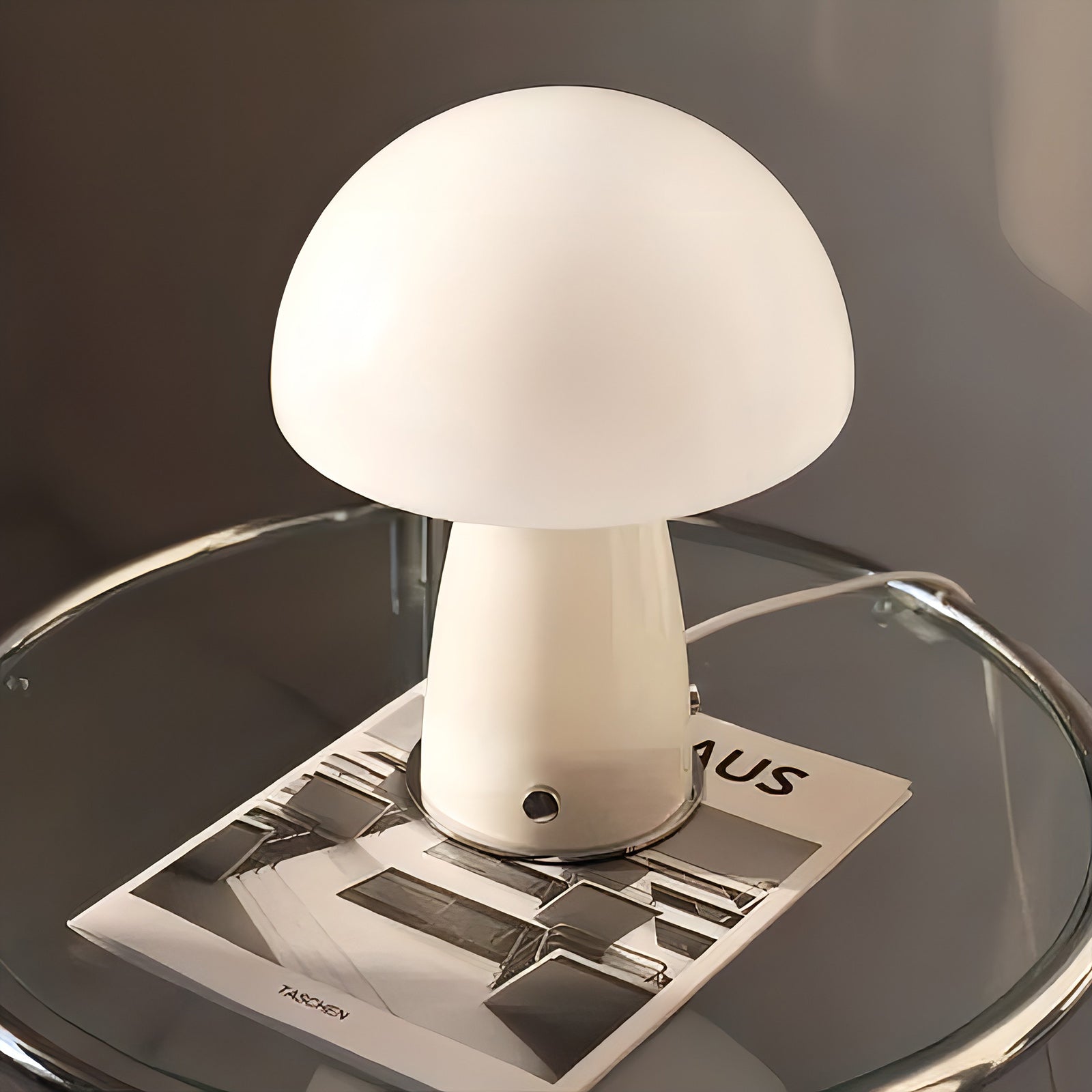 Bauhaus Paddenstoel Tafellamp Glas & Metaal — Retro Design met Warm Licht — Voor Woonkamer, Slaapkamer, Kantoor | Sansoti