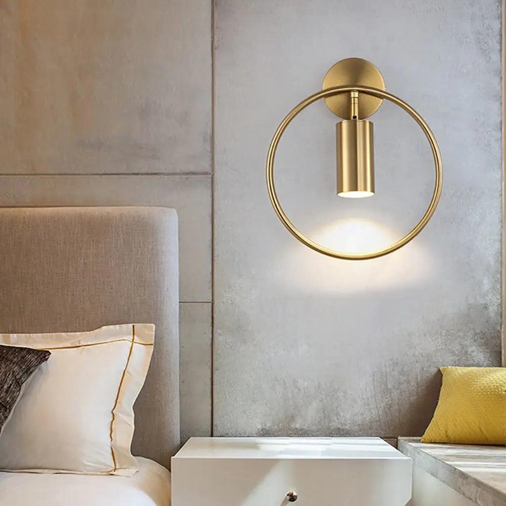 Moderne Wandlamp met Verstelbare Lampenkap – Zwart & Goud | Sansoti