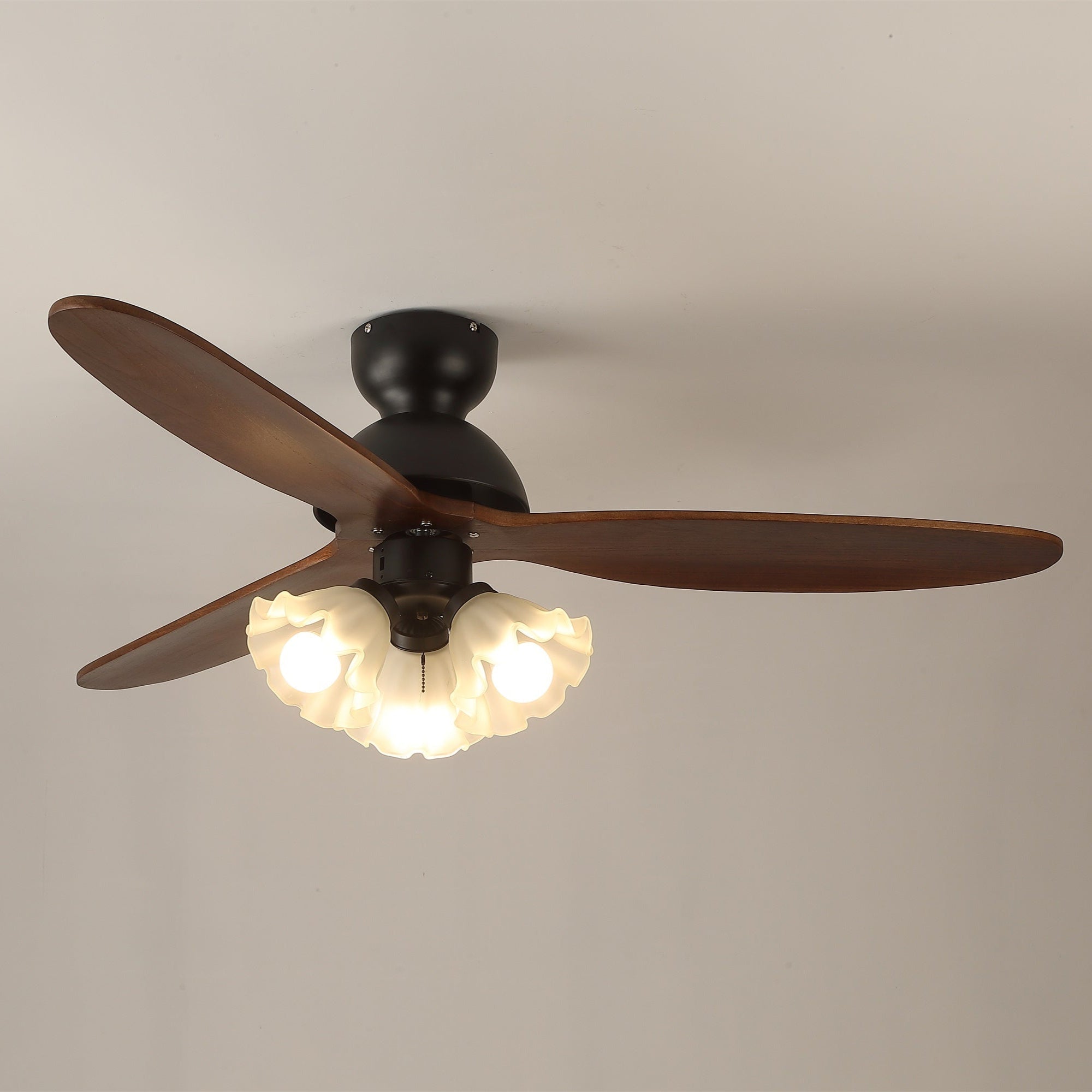 Ventilateur de plafond avec éclairage – Ventilateur scandinave avec lampe – Pales en bois et éclairage LED | Sansoti