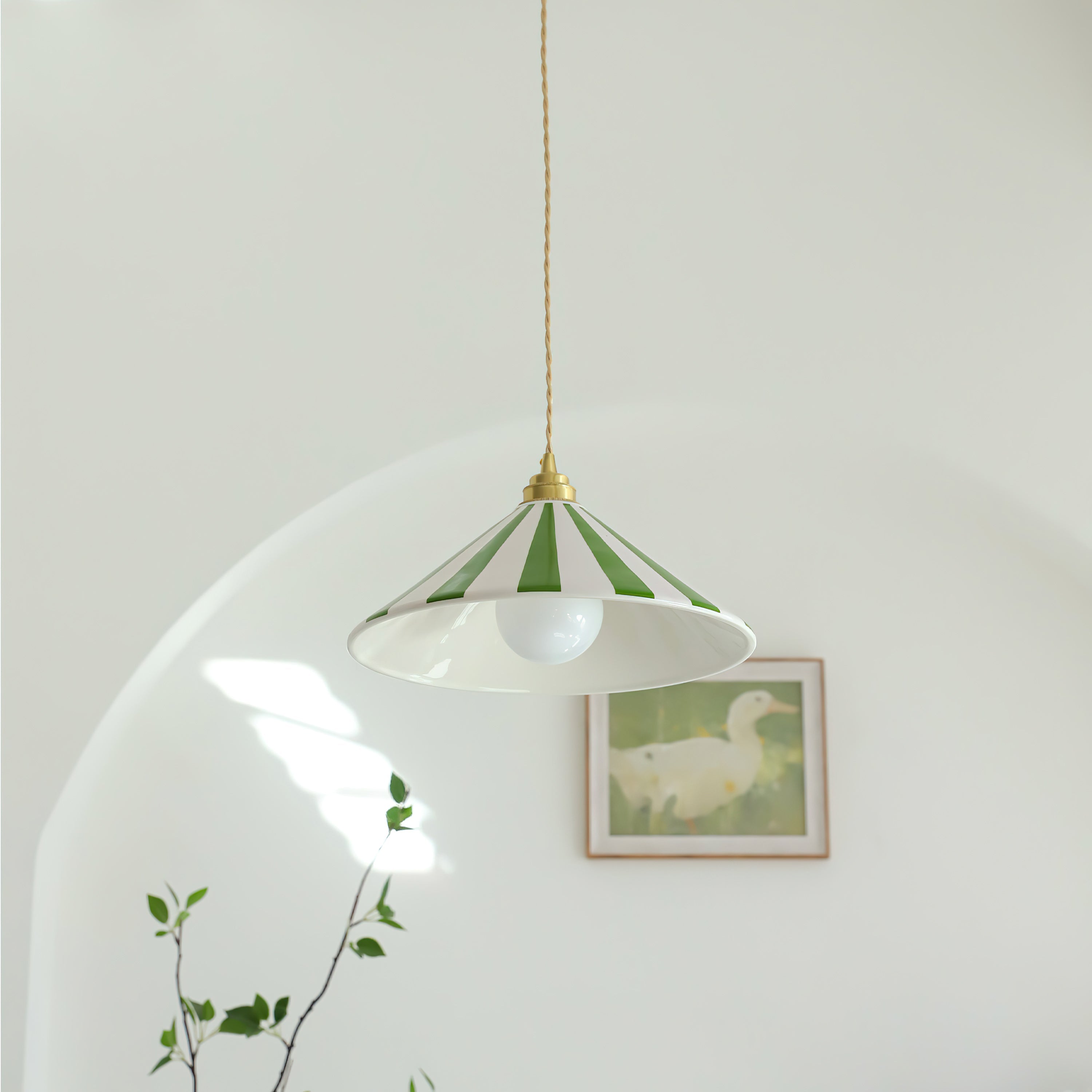 Gestreepte Glazen Hanglamp met Messing Fitting – Dopamine Kleuren Hangende Verlichting voor Keuken Eetkamer | Sansoti