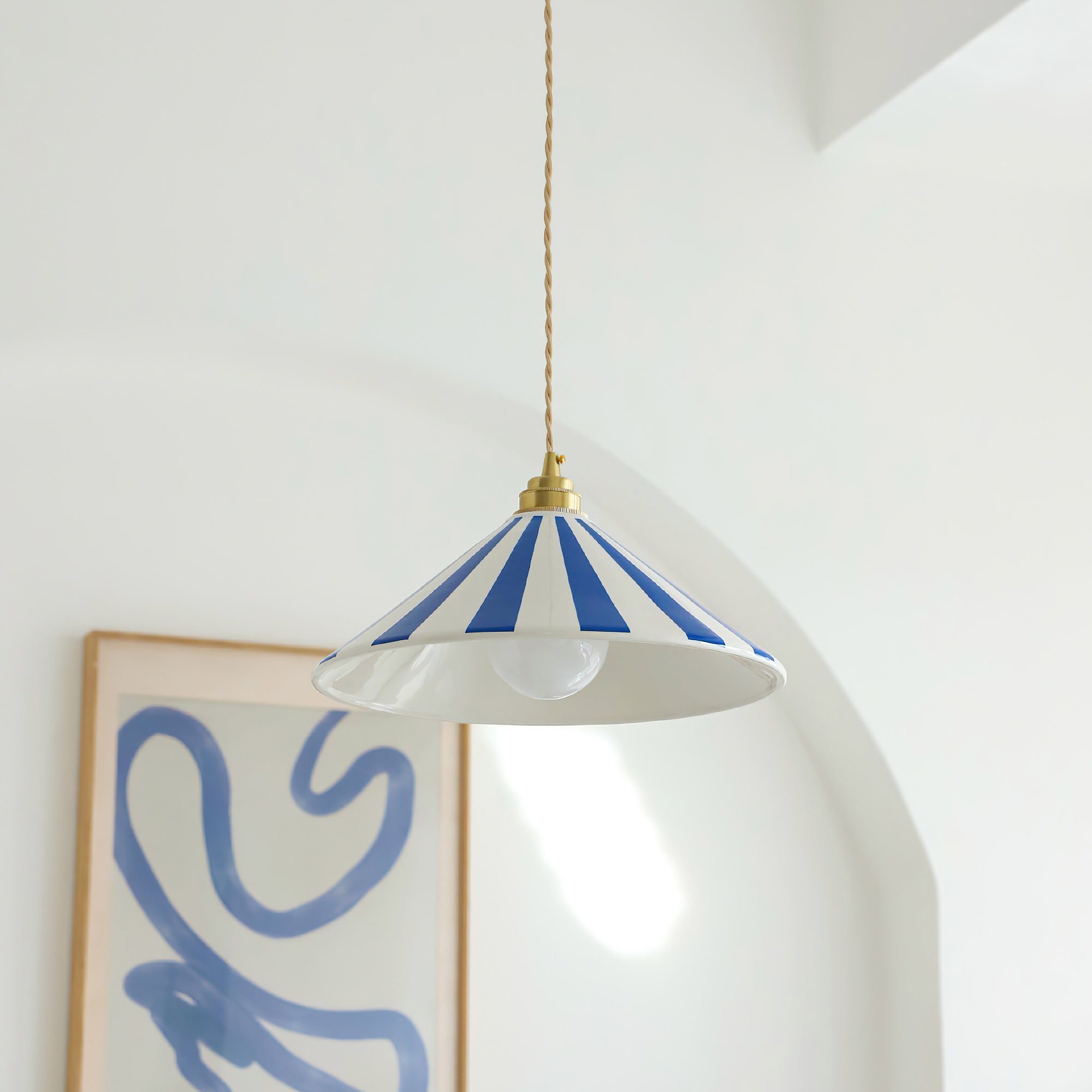 Gestreepte Glazen Hanglamp met Messing Fitting – Dopamine Kleuren Hangende Verlichting voor Keuken Eetkamer | Sansoti
