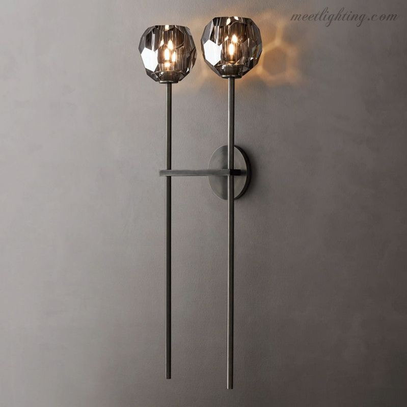 Double applique murale avec boules en verre cristal, laiton, hauteur de 71 cm, verre taillé à la main, éclairage luxueux et moderne pour le salon | Sansoti